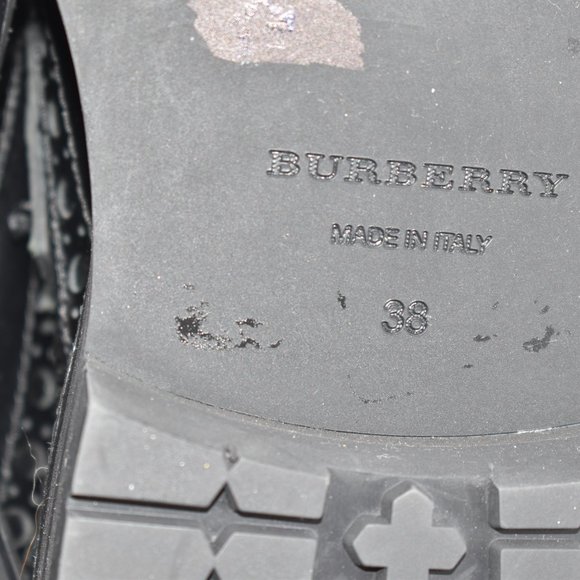 $1500 Burberry Black Brogue Leather Everdon Ankle Boots 38 (TC10) MISSING BUCKLE - Picture 10 of 10